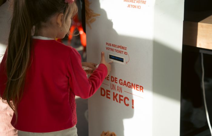 Borne de jeux activation KFC