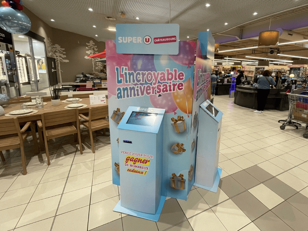 Borne de jeux interactive - PLV 13 Borne de jeux interactive - PLV 13