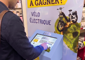 Borne de jeux marketing